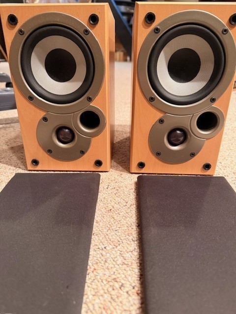 USED- DENON personal component system UD-M50 & MISSION SPEAKER SYSTEM MS- 50