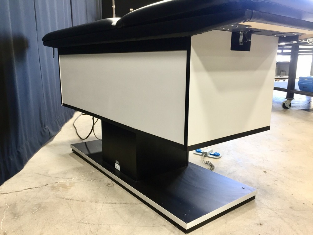 Hausmann Model 4746 Powermatic Treatment Table