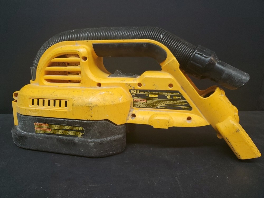 DeWalt DC515 Cordless 18V Wet/Dry Portable Vacuum (Bare Tool)