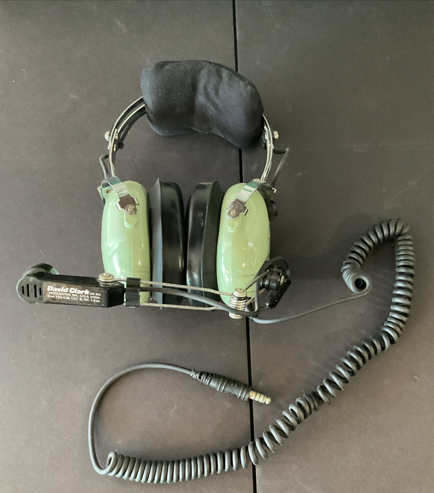 DAVID CLARK H10-36 Headset with M-1/DC Dynamic Microphone Lighty Used
