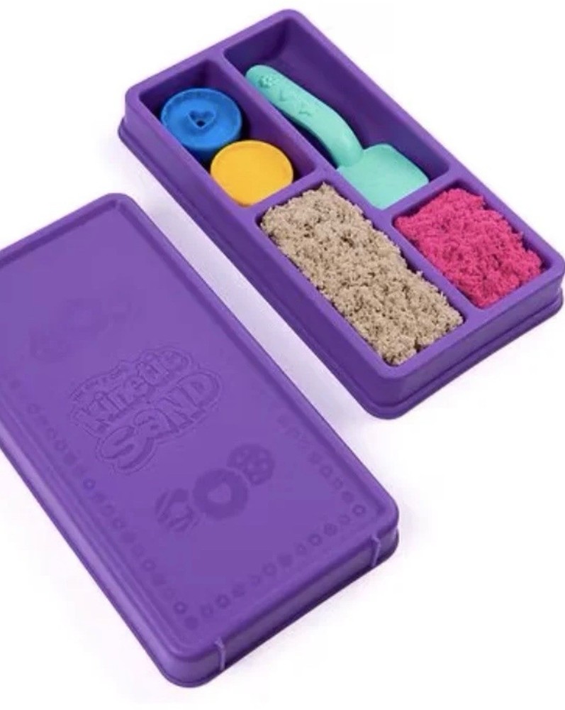 Kinetic Sand Cookie Making Box Kit - Includes 2 Colors & 3 Accessories