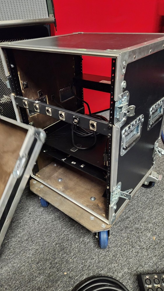 Rack Case with Casters - Pro Audio
