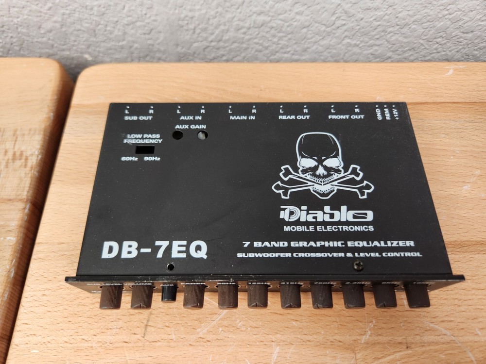 Diablo DB-7EQ 7 Band Graphic Equalizer Subwoofer Crossover & Level Control