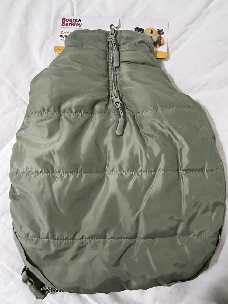Boots & Barkley Pet Puffer Jacket Size SMALL green pet apparel new