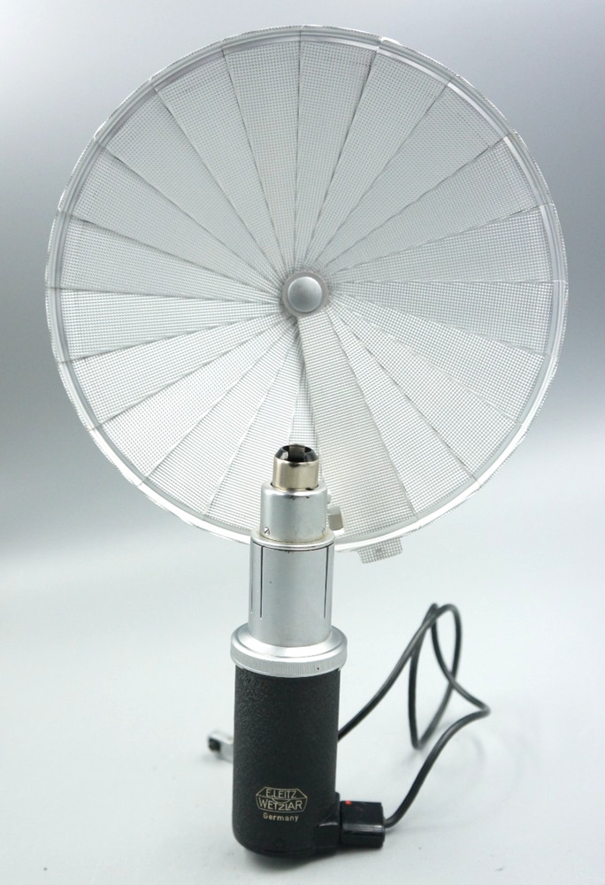 Leitz Leica CEYOO F Synchronization Flash #833