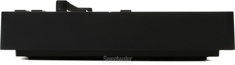 Native Instruments Komplete Kontrol M32 Micro Keyboard Controller
