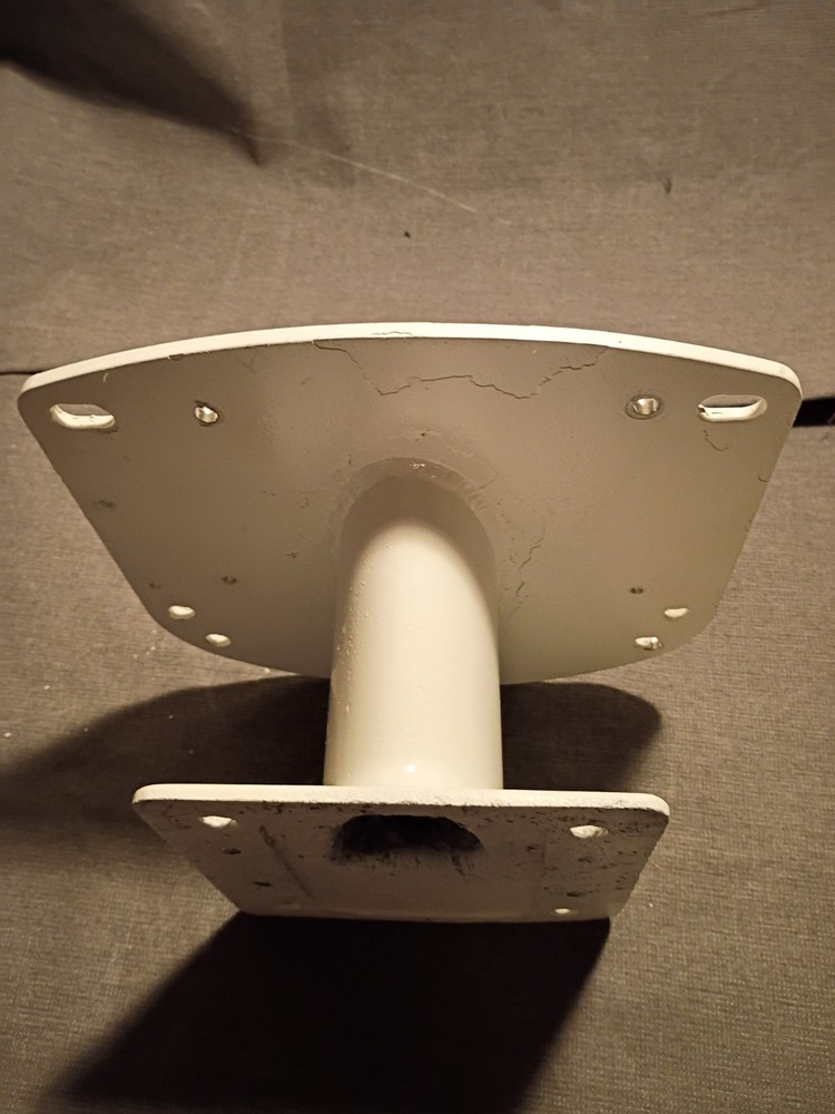 Boat Radar Mount Forward Leaning Pre-Owned