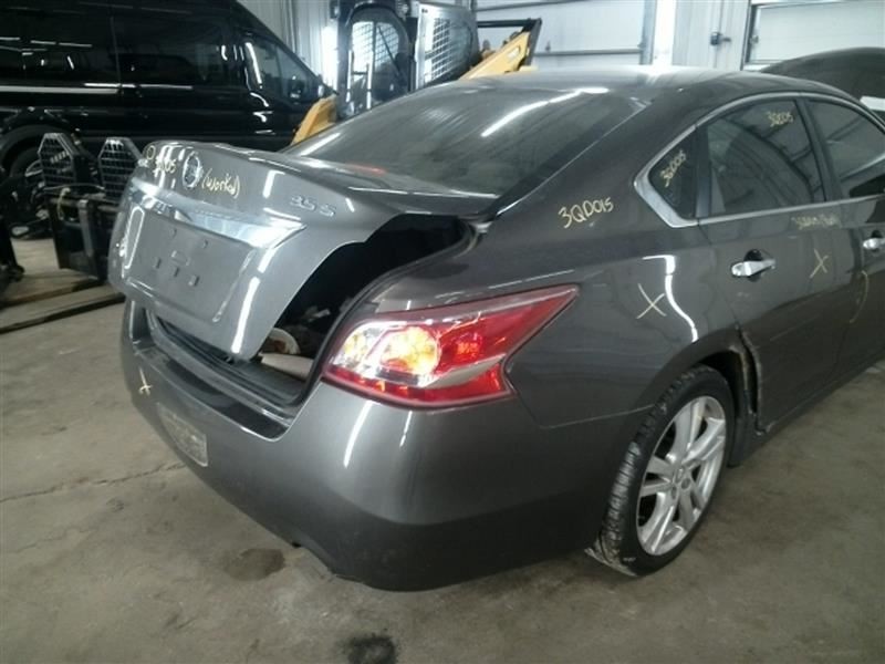 ALTIMA 2013 High Mounted Stop Light 104559854