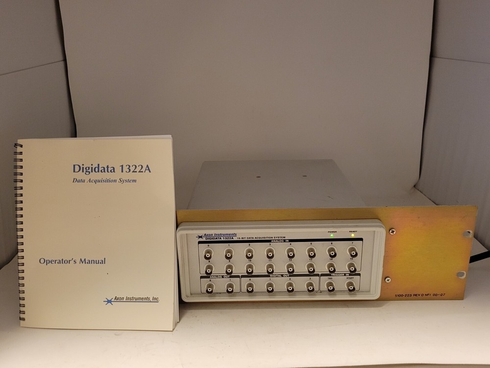 Axon Instruments Digidata 1322A 16-Bit Data Acquistion System-Powers On