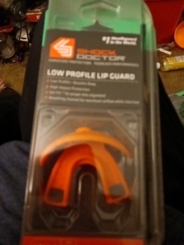 Shock Doctor  Low Profile Lip Guard