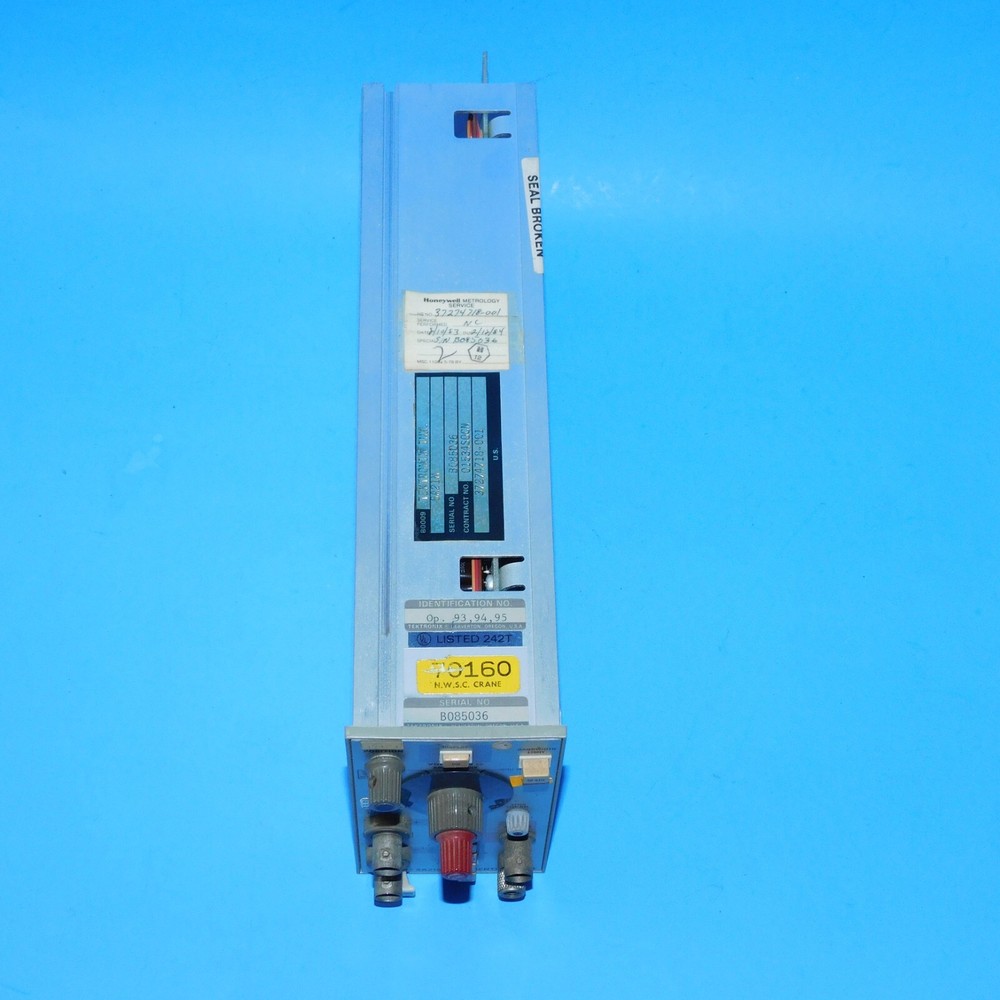 TEKTRONIX 5A21N DIFFERENTIAL AMPL PLUG-IN MODULE