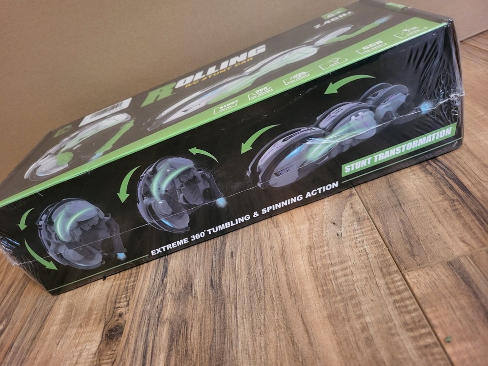 ROLLING R/C STUNT CAR - NEW