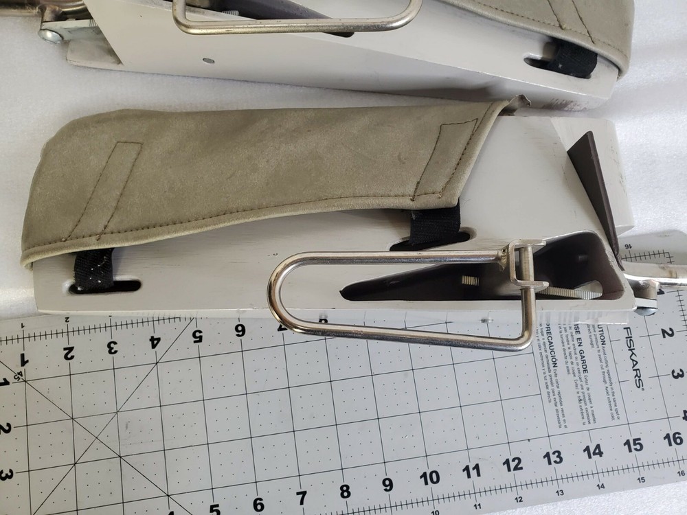 Surgical Operating Examination Table Foot Stirrup Supports