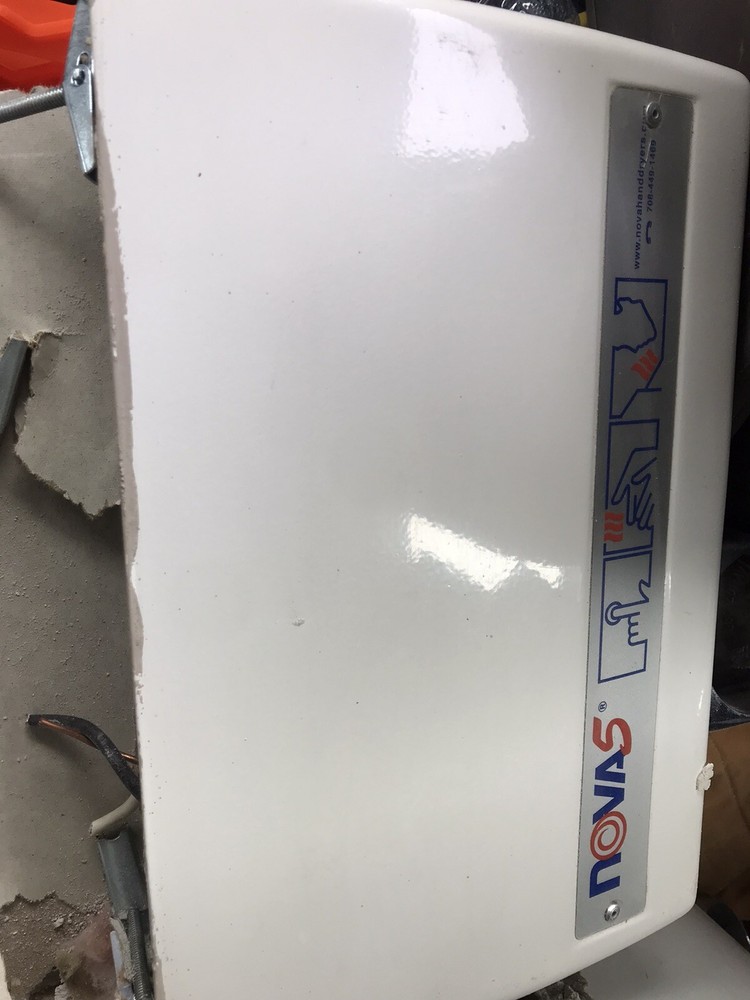 Nova 5 hand dryer