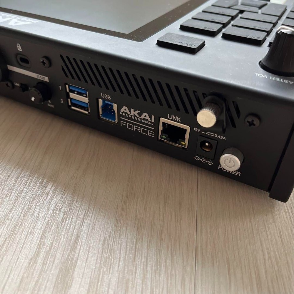 Akai Professional Force Standalone DJ Used Tested