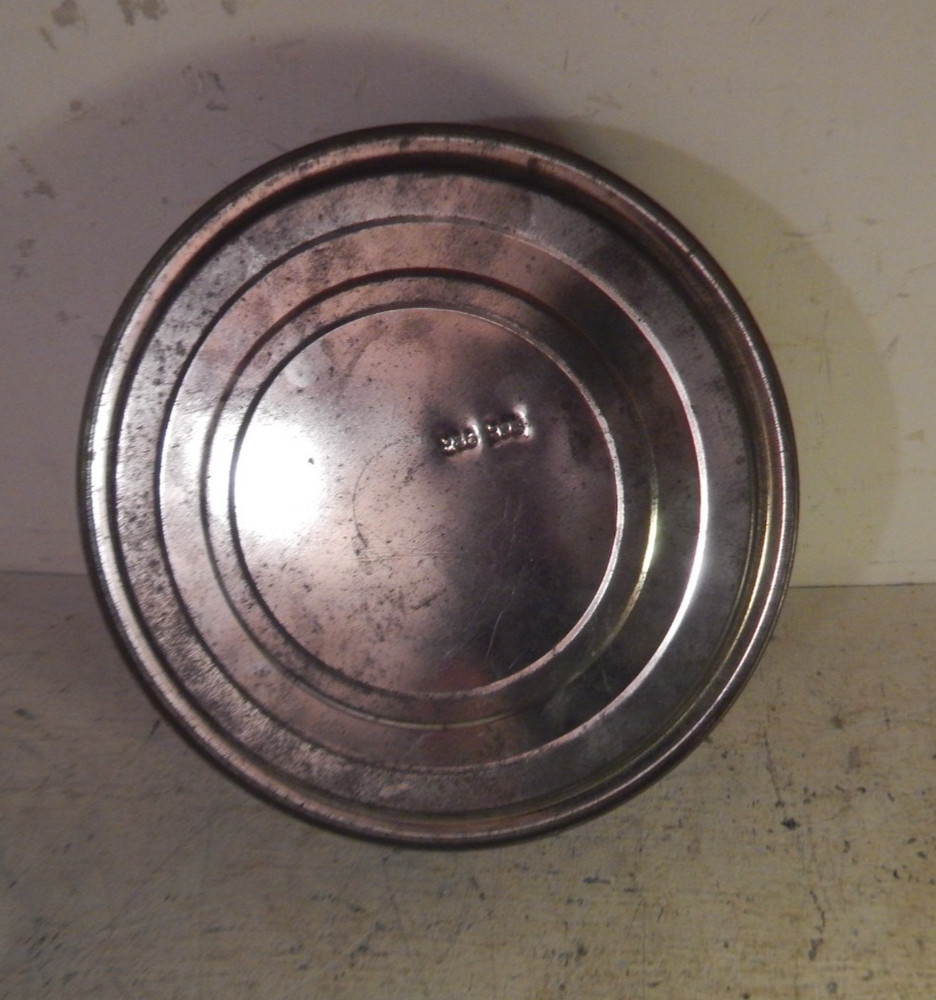 A 90s Disney empty biscuit tin
