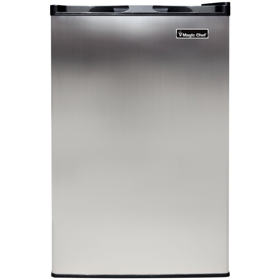 Magic Chef 3.0 cu. ft. Upright Freezer (mcuf3s2)