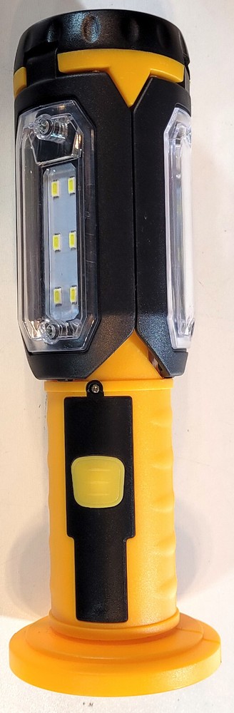 3-Panel LED Work Light with Flashlight Battery Inc 3 AAA Batteries