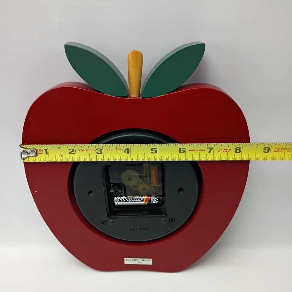 Ingraham Apple Kitchen Wall Clock Battery Powered Working Red