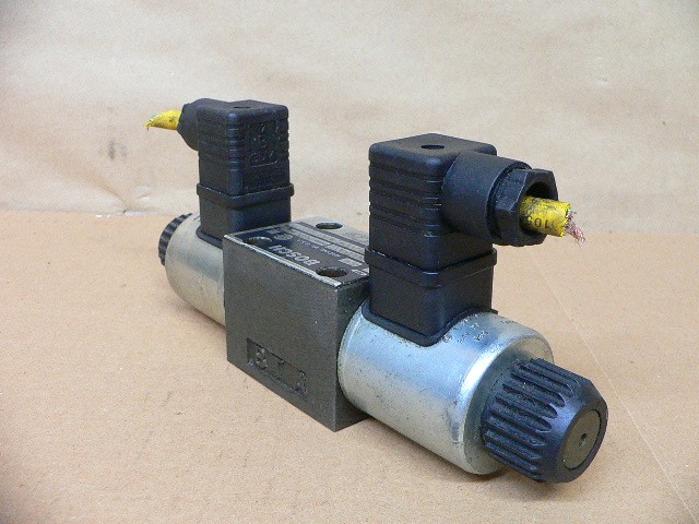 Bosch 9810234022 Directional Valve