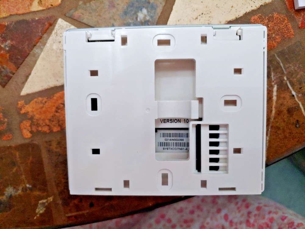 Carrier SYSTXCCITN01-A Version 10 Infinity Touch Programmable Thermostat NICE