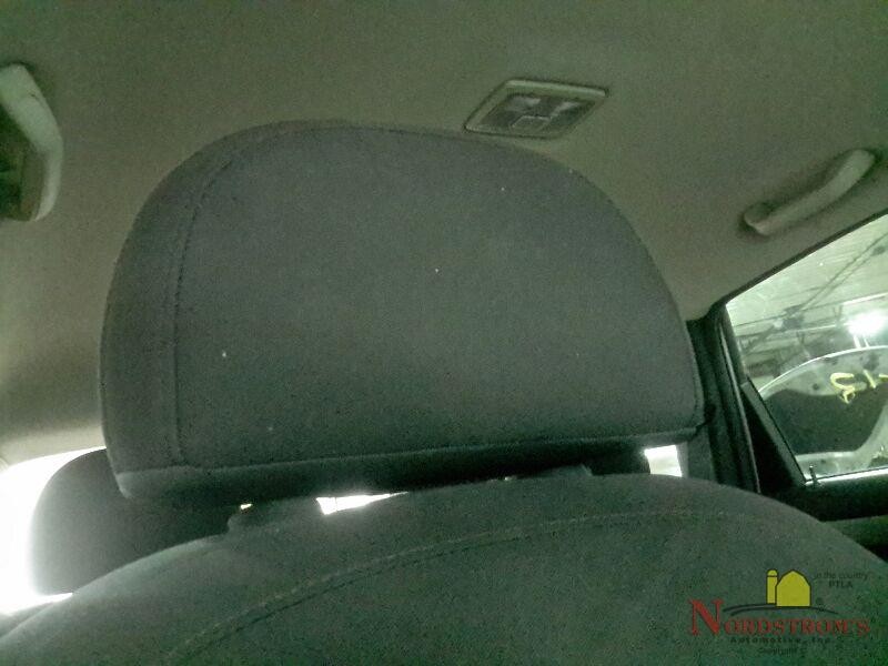 2012 Chevy Captiva Passenger Front Headrest Only Black Cloth