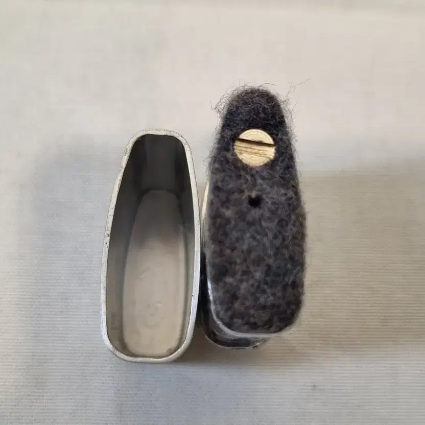 Lonsden Typhoon Oil Lighter 2