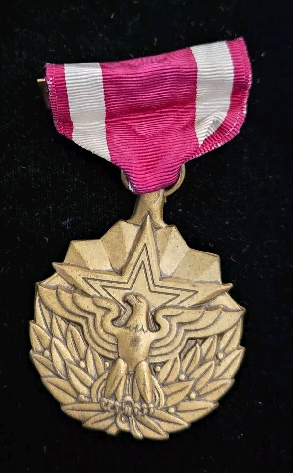 US Armed Forces Meritorious Service Medal Lapel Pin