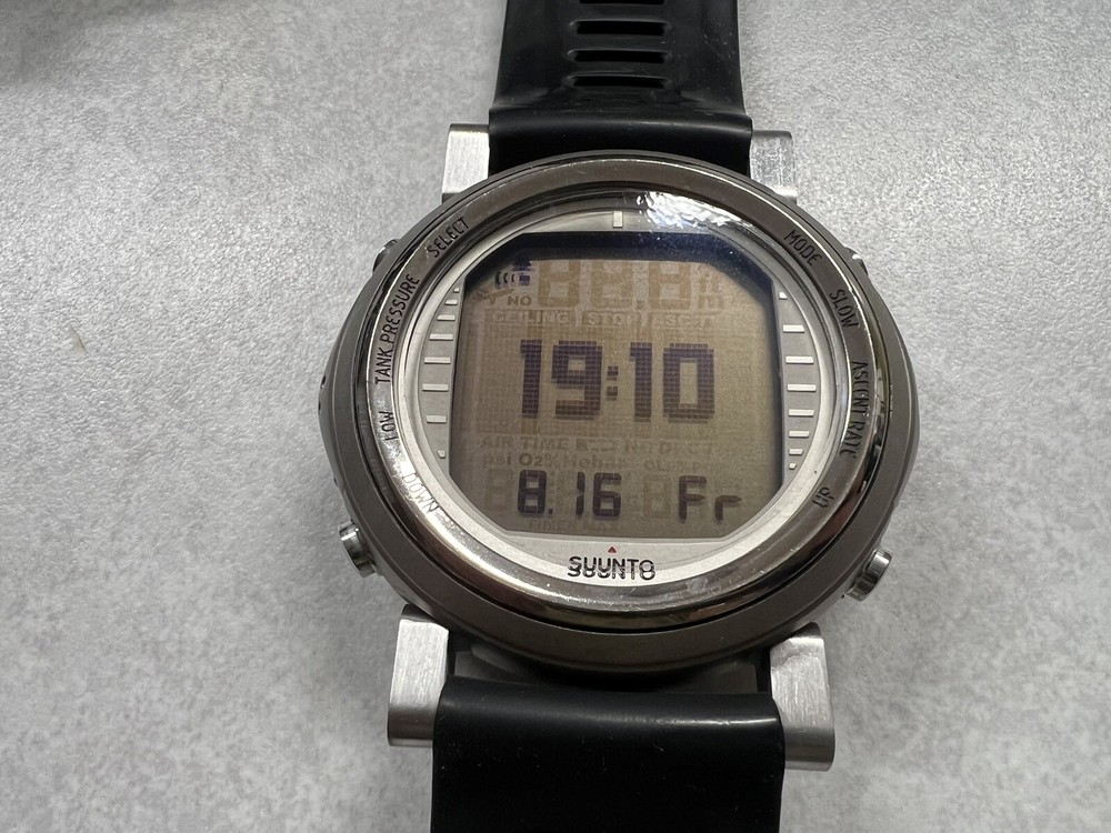 Suunto D9TX dive computer