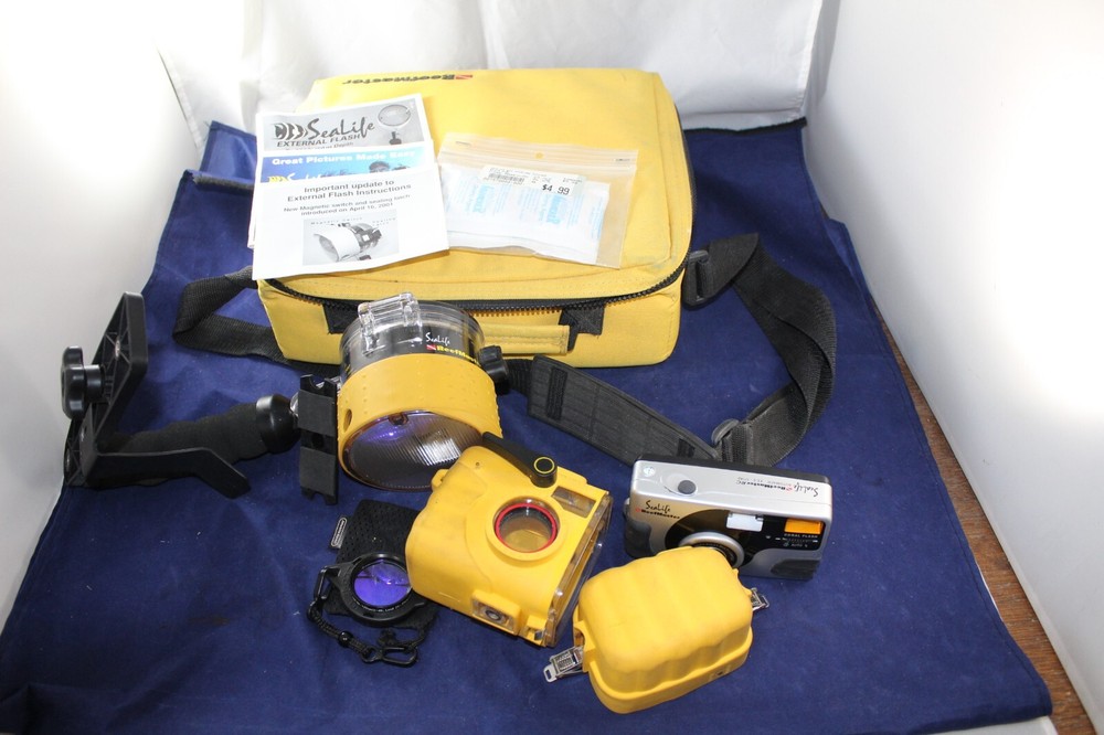 Sealife Reefmaster RC Automatic 35mm Camera (Bundle) (With Flash)