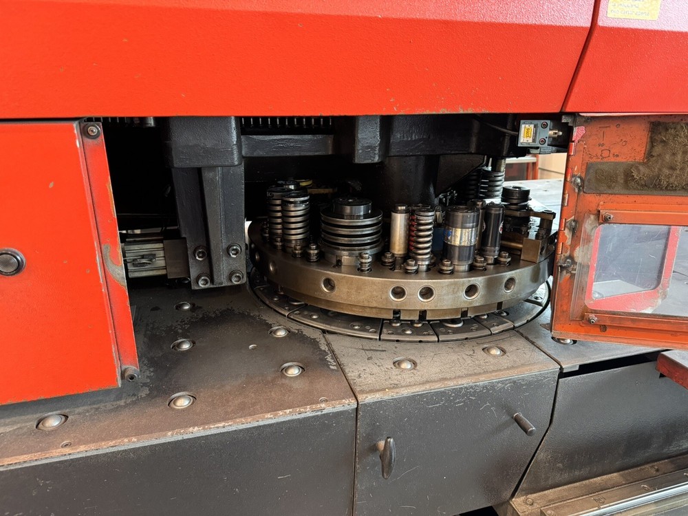 amada 244 Punch
