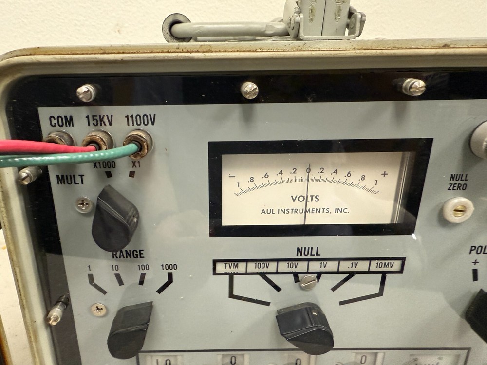 Naval Electronic Systems Command Voltmeter Electronics AN/USM-381