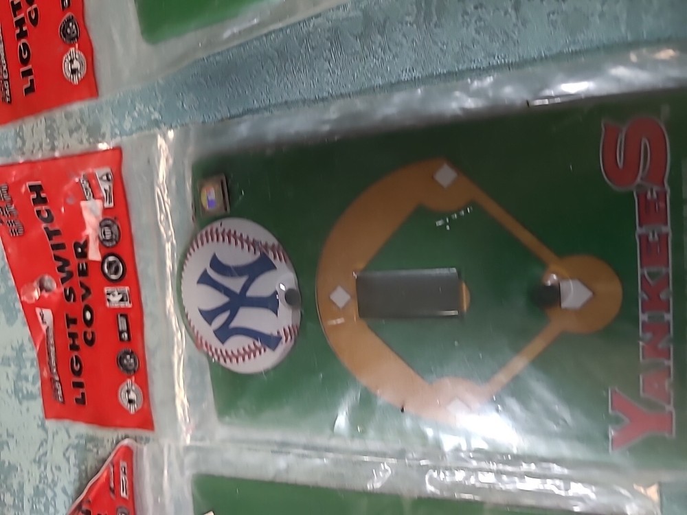 FOUR New York Yankees Light Switch