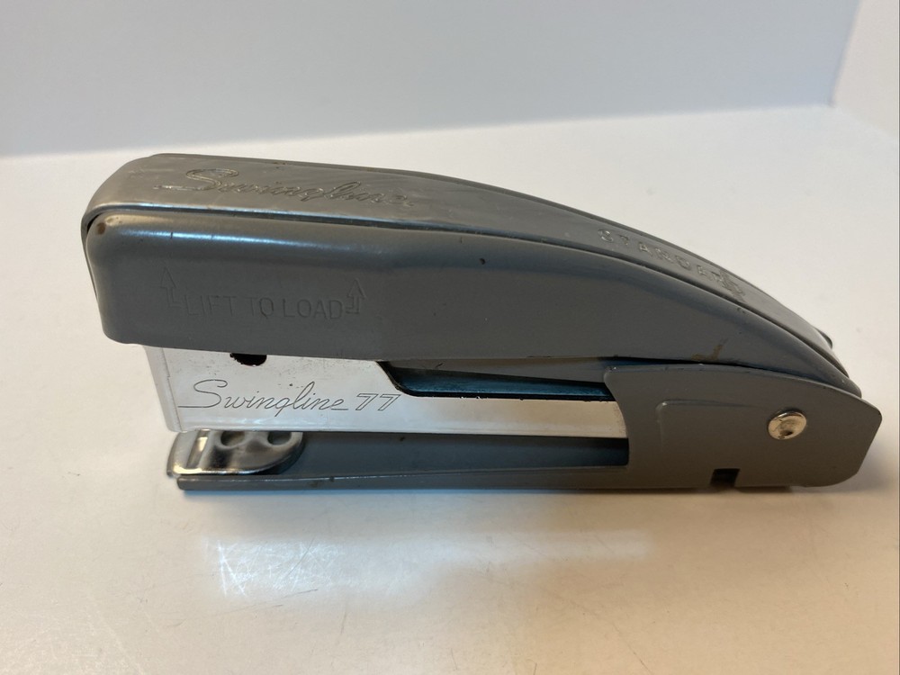 Vintage Swingline 77 Stapler. Standard. Grey And Silver. Working Condition.