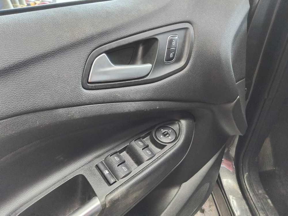 Used A/C Selector Switch fits: 2018 Ford Escape front automatic temperature cont