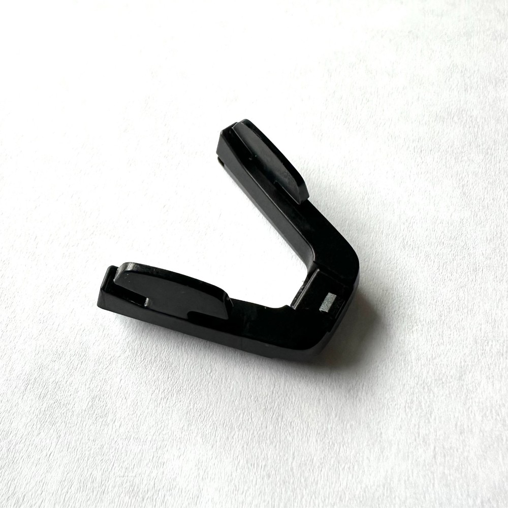 Authentic Oakley Sutro Lite Replacement Nose Bridge Part Black OO9463