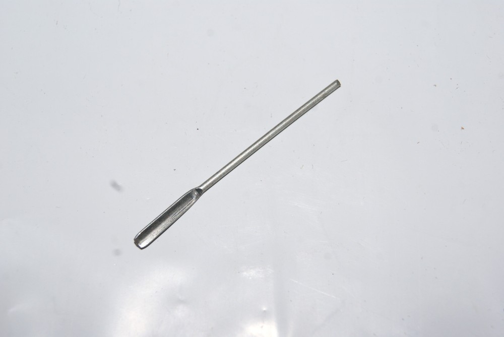 STEEL VERGE RETAINER NEW CLOCK PART