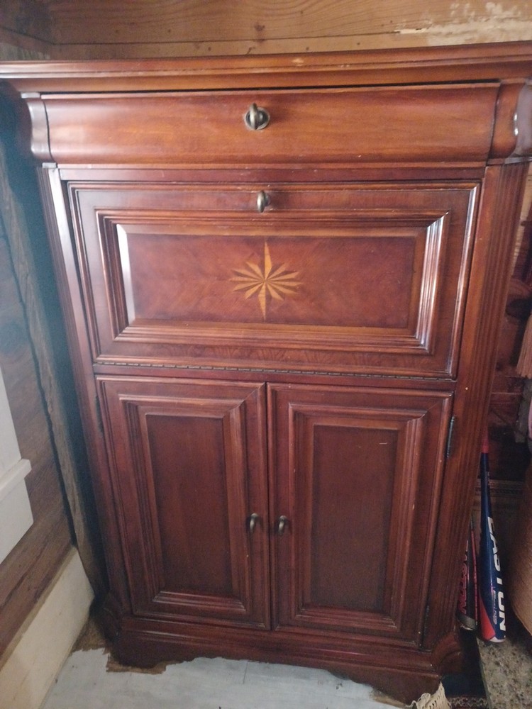 wine bar cabinet