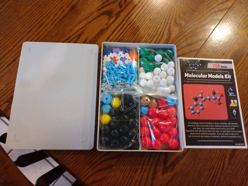 MOLECULAR MODELS KIT Molecular Model Kit, 3D Plastic, 200 pcs.