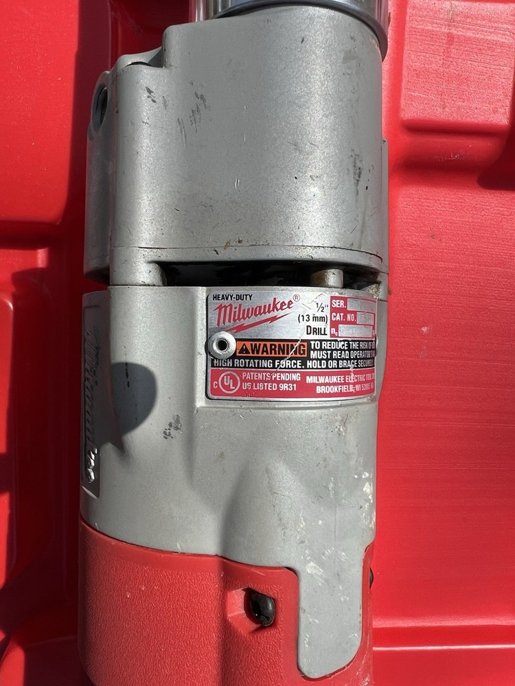 Milwaukee 3107-6 1/2in D-Handle Right Angle Drill Kit