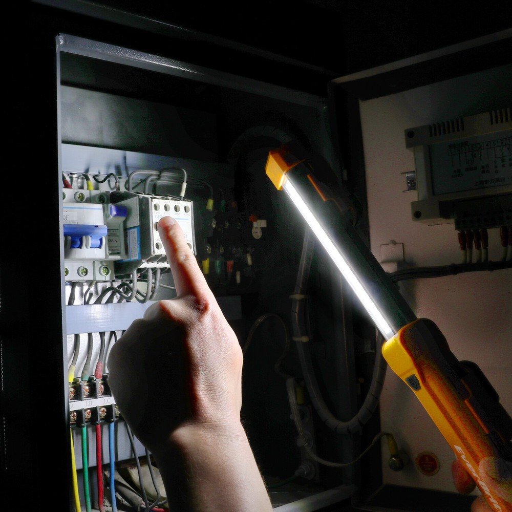 EverBrite 2-PACK 1000LM LED Work Light Rechargeable Work Light 4 Lighting Modes