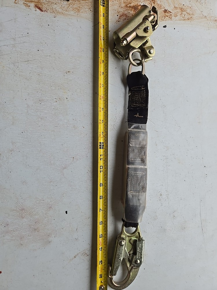 24Inch Locking Rope Grab Laynard