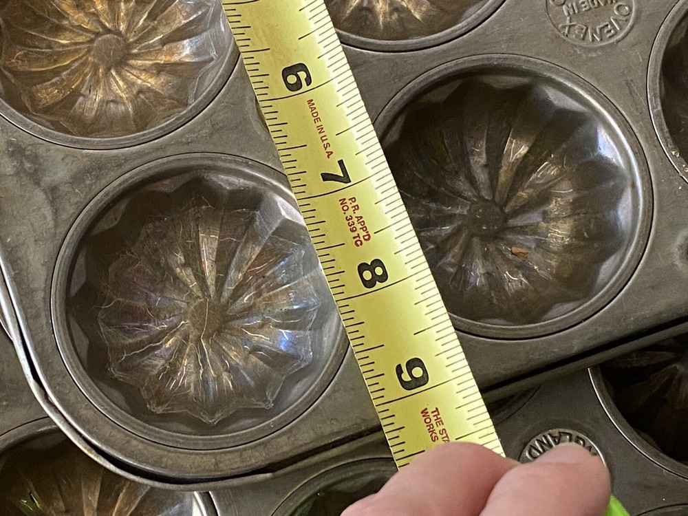 vintage bakeware set