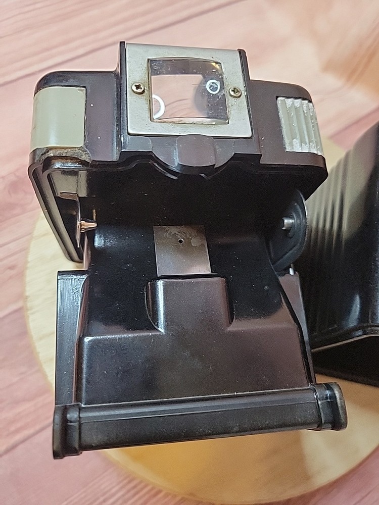 BROWNIE HAWKEYE CAMERA FLASH MODEL KODAK
