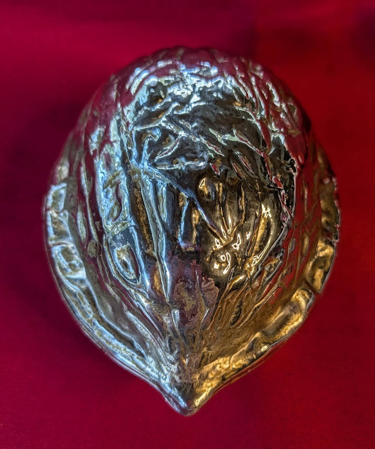 Vintage 1970's Nut Cracker Silvertone Metal Walnut Shaped Hinged