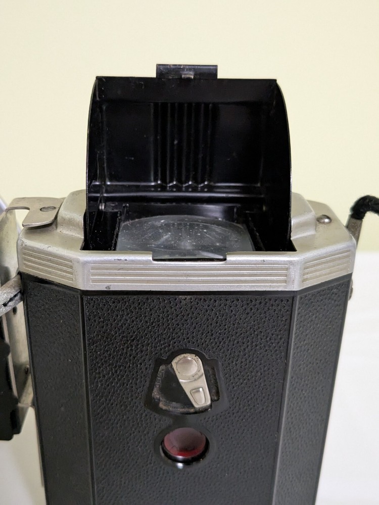 Vintage Brownie Reflex Camera Synchro Model With Flash