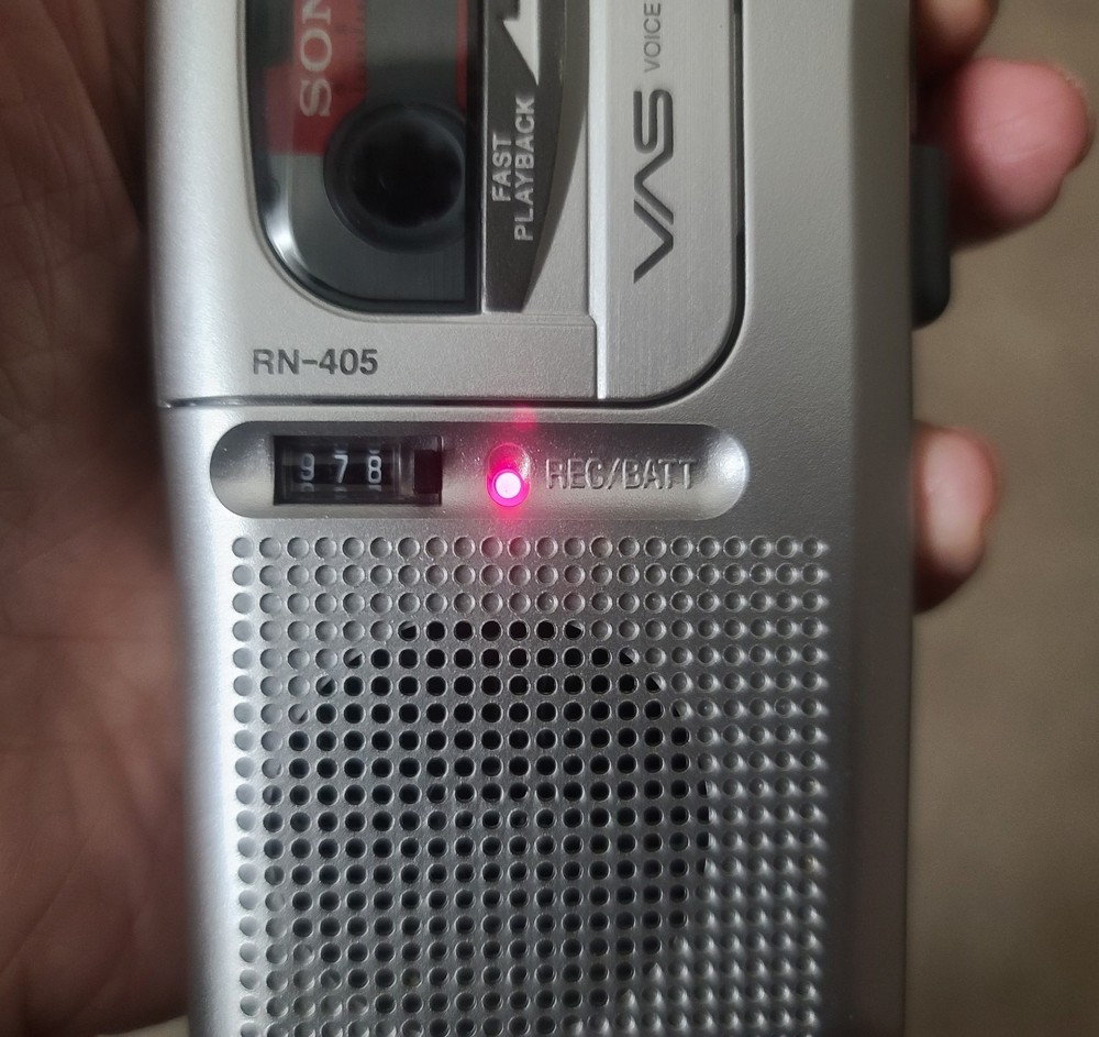 Panasonic RN-405 VAS Voice Activated System Handheld Cassette Recorder