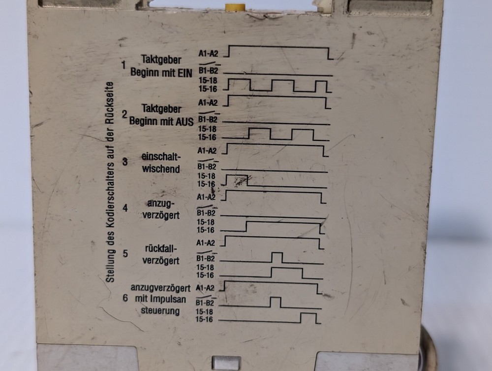 Dold MK7855.81/024 Multi-Function Time Delay Relay, 220VAC, .25SEC-640SEC