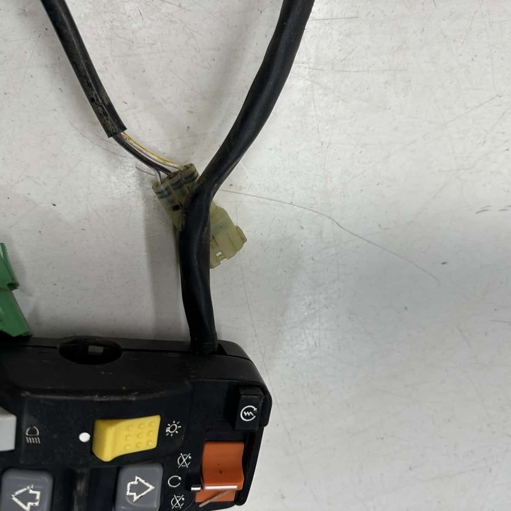 Left Handlebar Switch Assembly / Shift control - 2004 Honda Foreman 450