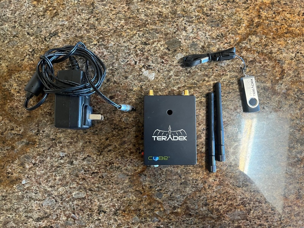 Teradek Cube 255 Encoder HDMI Wifi Ethernet USB Micro SD.